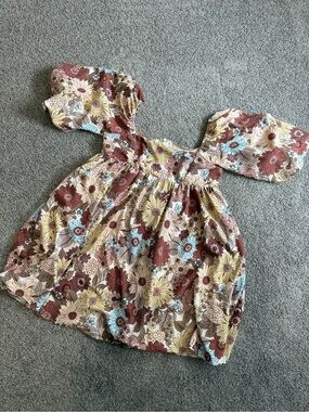 Women’s Floral Puff-Sleeve Mini Dress in Brown & Yellow